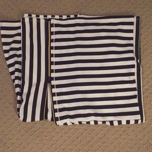 Lululemon vinyasa Scarf